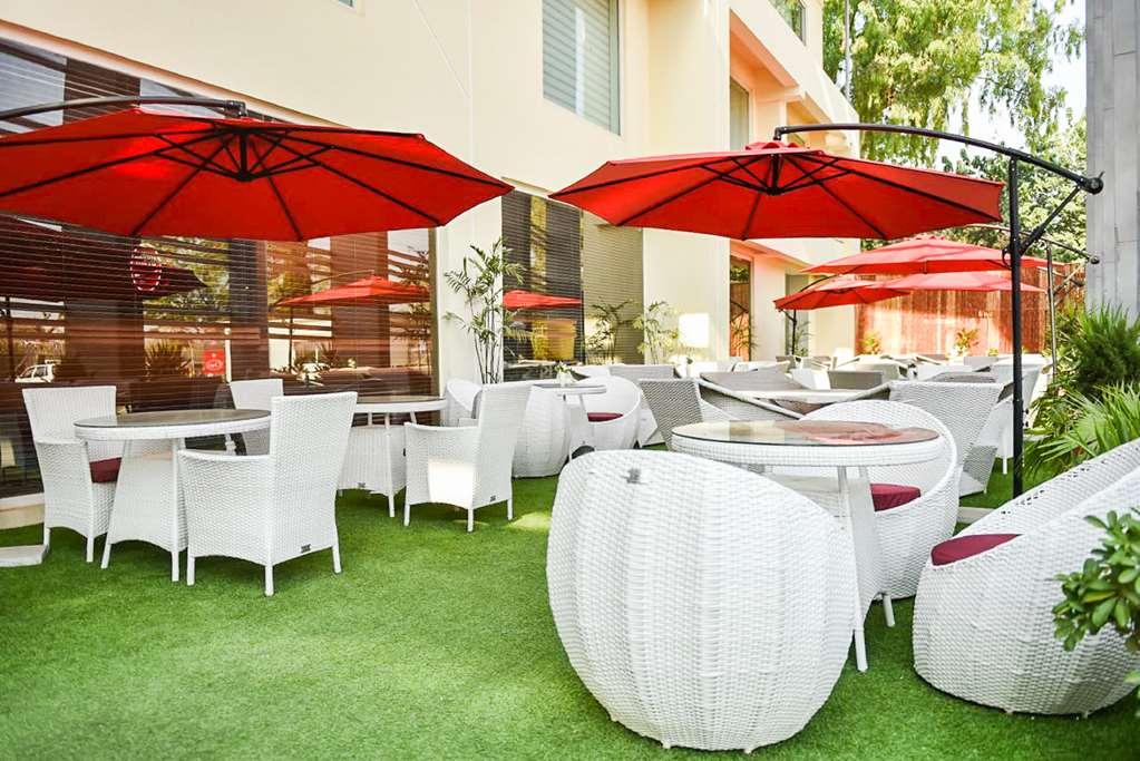 Best Western Premier Islamabad Nhà hàng bức ảnh
